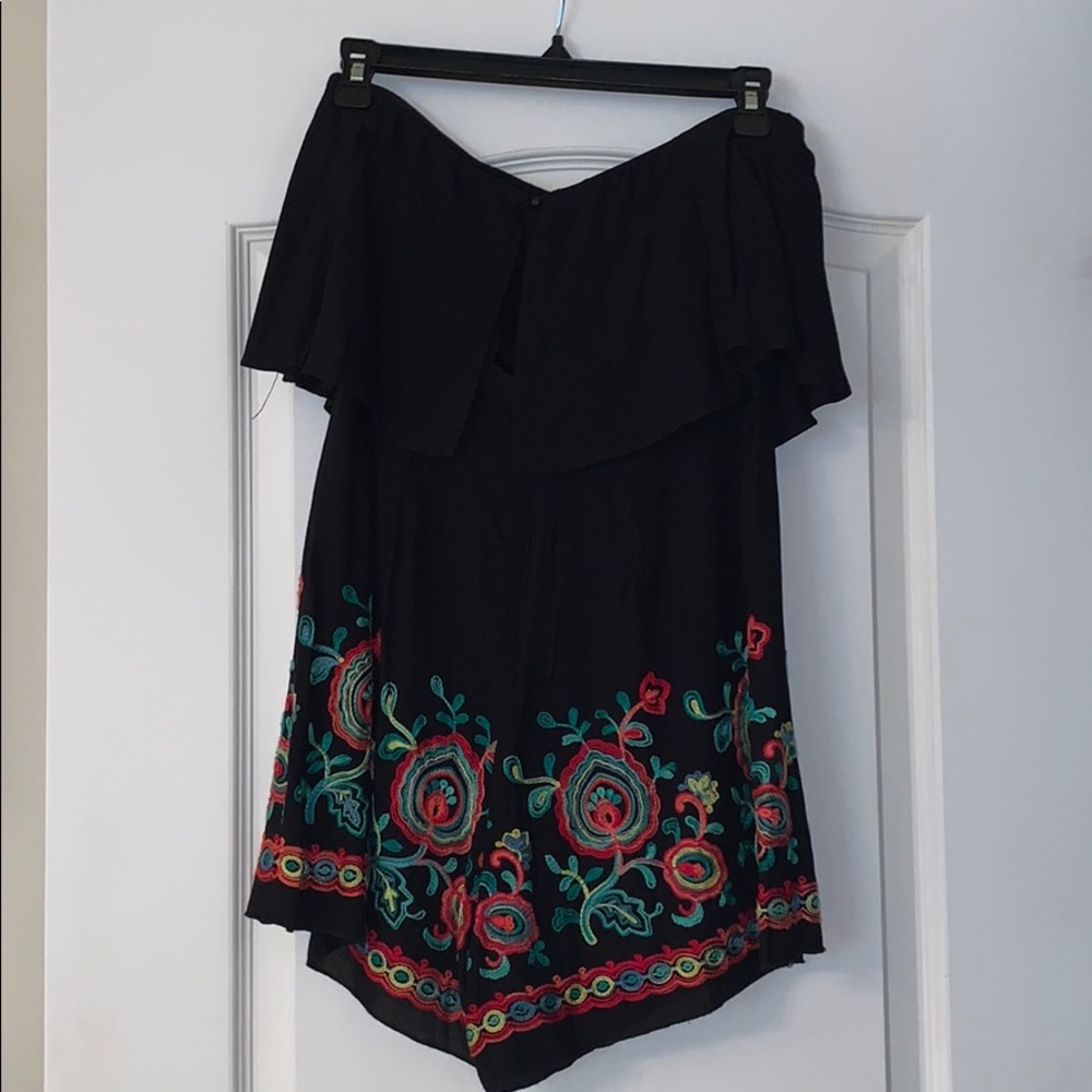 Romper - Picture 2 of 3